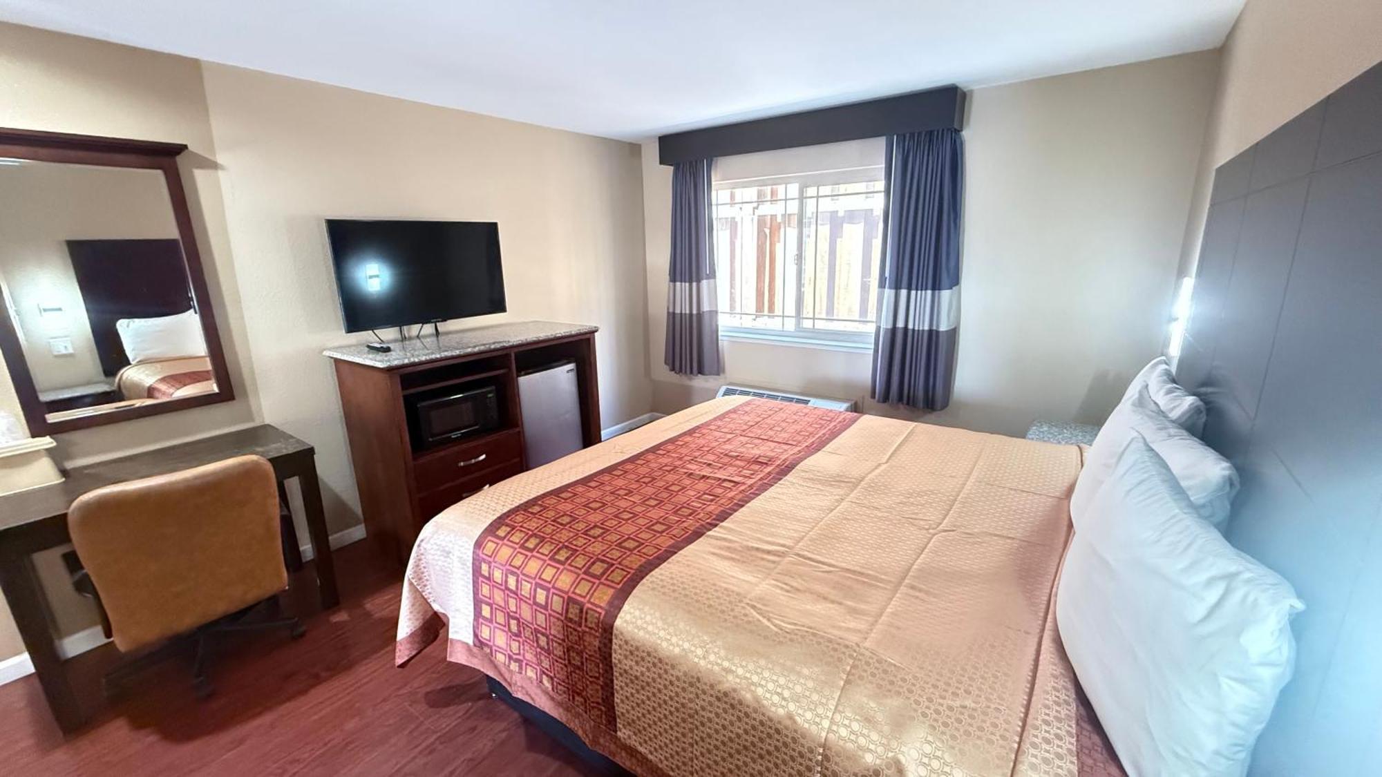 Valley Inn Watsonville Bagian luar foto