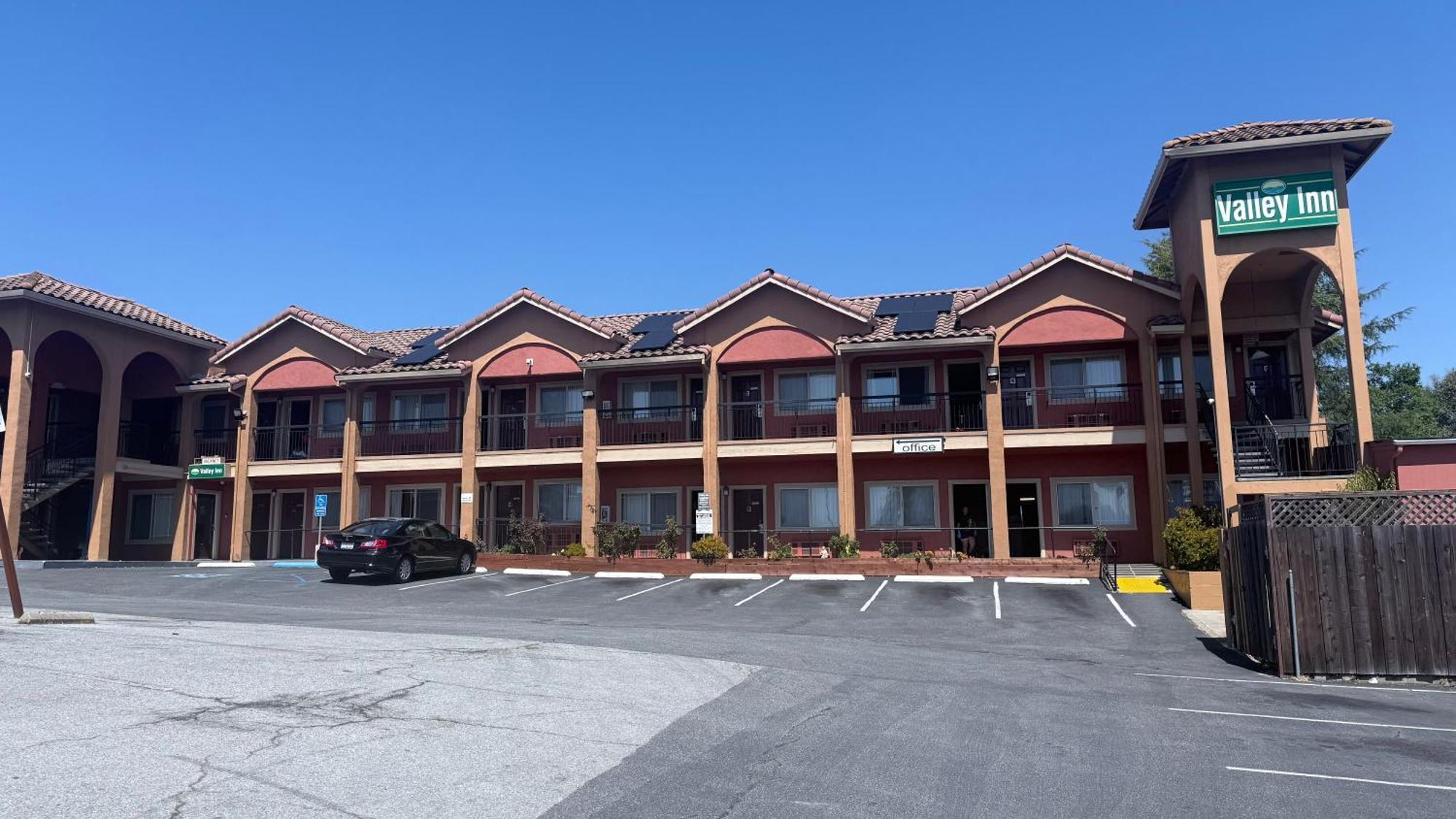 Valley Inn Watsonville Bagian luar foto