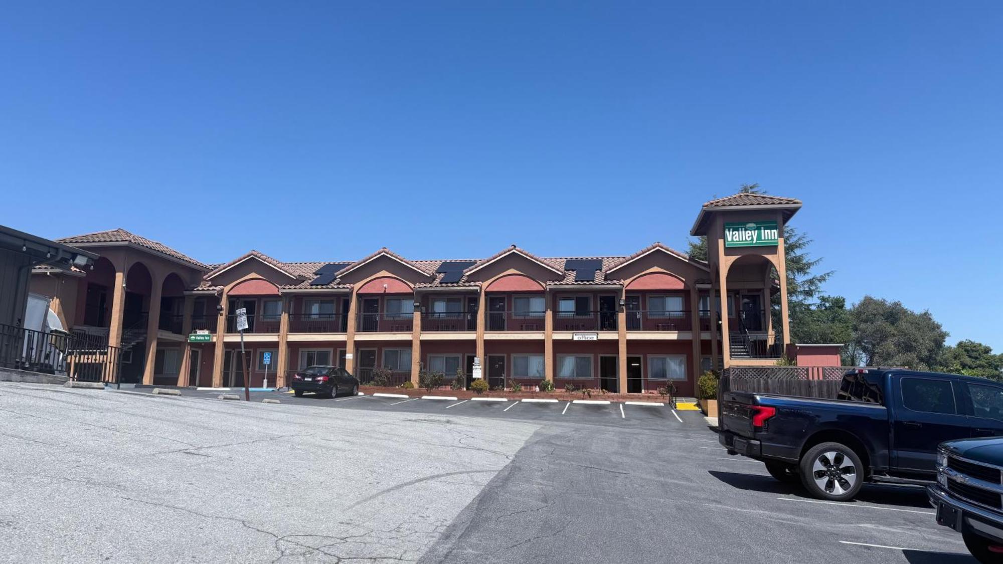 Valley Inn Watsonville Bagian luar foto